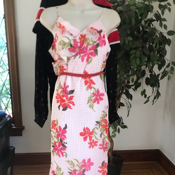 Guess Wrap dress - Picture 2 of 6